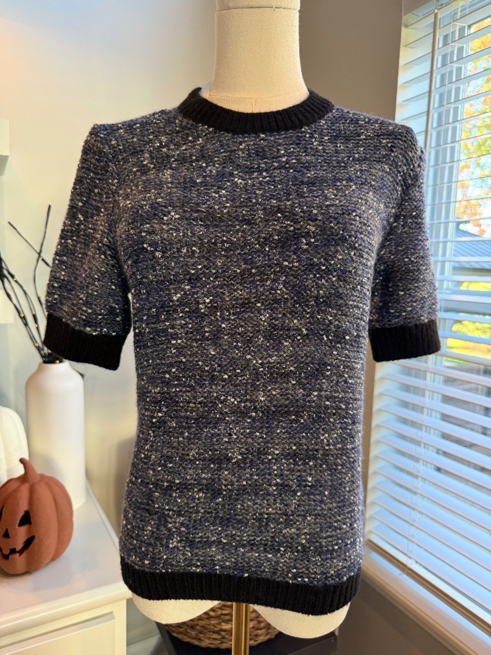 Ann Taylor Short Sleeve Winter Sweater